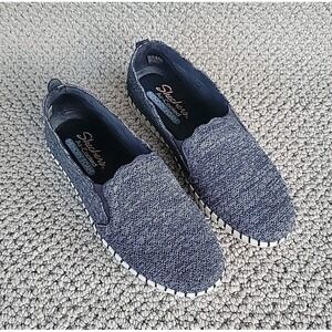 Skechers Women's Navy Slip On Memory Foam Air Cooled Sneakers Size 8 SN 27055